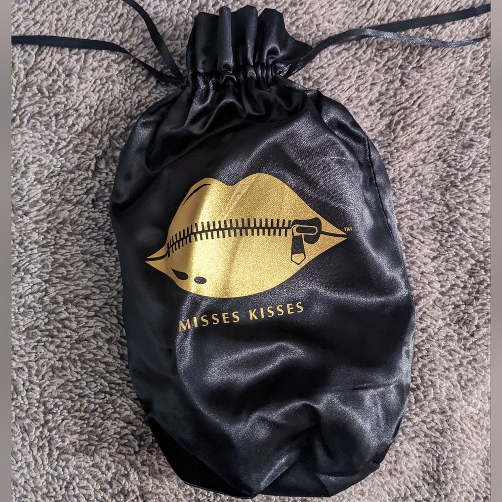 Misses Kisses Plunge Bra